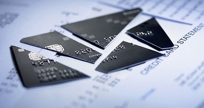 Мой банк — банкрот: нужно ли дальше выплачивать кредит?