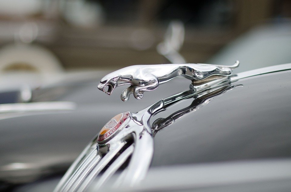 ЮниКредит Банк и Jaguar Land Rover запустили новую программу автокредитования