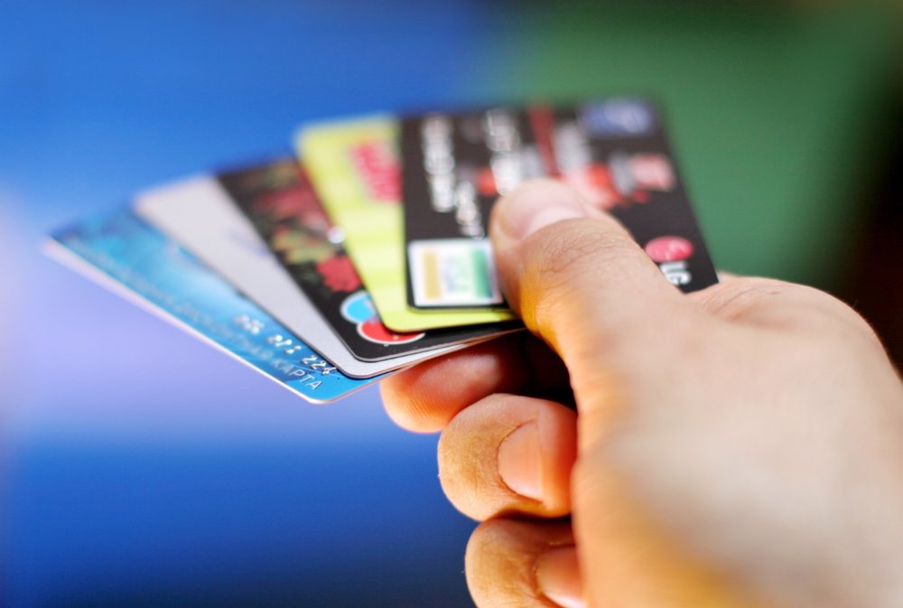 Эмиссия платежных банковских карт: что это такое, порядок эмиссии